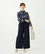 F1BAD01140 MK MICHEL KLEIN(小さいサイズ)(メゾン ドゥ サンク) 【小さいサイズ】クラシックフラワープリント シフォンブラウス/洗濯機で洗える ネイビー