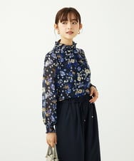 F1BAD01140 MK MICHEL KLEIN(小さいサイズ)(メゾン ドゥ サンク) 【小さいサイズ】クラシックフラワープリント シフォンブラウス/洗濯機で洗える ネイビー