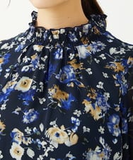 F1BAD01140 MK MICHEL KLEIN(小さいサイズ)(メゾン ドゥ サンク) 【小さいサイズ】クラシックフラワープリント シフォンブラウス/洗濯機で洗える ネイビー