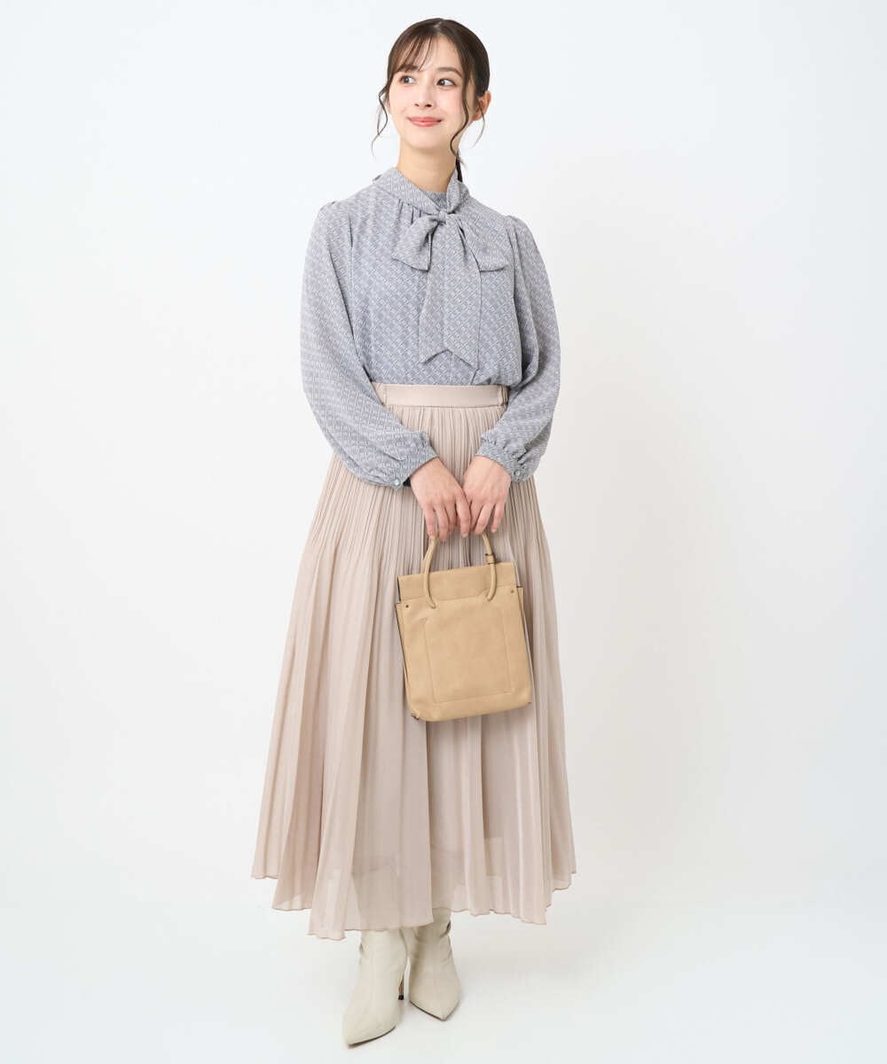 F1BAD04140 MK MICHEL KLEIN(小さいサイズ)(メゾン ドゥ サンク) 【小さいサイズ】チェック柄ボウタイシフォンブラウス/洗濯機で洗える グレー