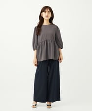 F1BAD30140 MK MICHEL KLEIN(小さいサイズ)(メゾン ドゥ サンク) 【小さいサイズ】エンボス加工ペプラムブラウス/洗える ダークグレー