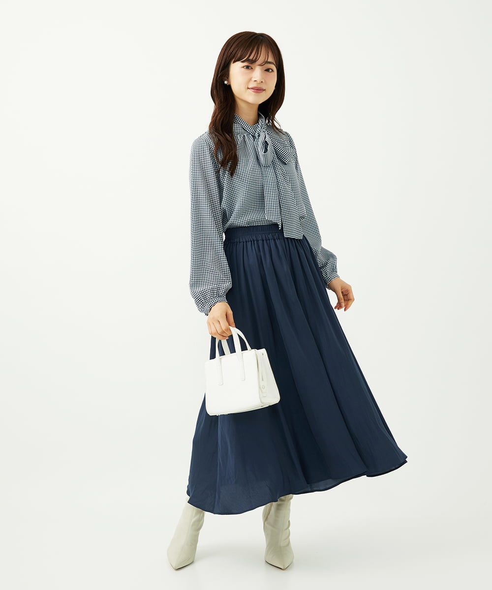 F1BAD35140 MK MICHEL KLEIN(小さいサイズ)(メゾン ドゥ サンク) 【小さいサイズ】ボウタイ付き千鳥柄プリントブラウス/洗濯機で洗える ネイビー