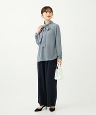 F1BAD35140 MK MICHEL KLEIN(小さいサイズ)(メゾン ドゥ サンク) 【小さいサイズ】ボウタイ付き千鳥柄プリントブラウス/洗濯機で洗える ネイビー