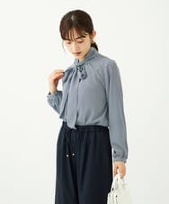 F1BAD35140 MK MICHEL KLEIN(小さいサイズ)(メゾン ドゥ サンク) 【小さいサイズ】ボウタイ付き千鳥柄プリントブラウス/洗濯機で洗える ネイビー