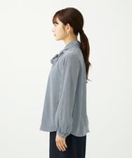 F1BAD35140 MK MICHEL KLEIN(小さいサイズ)(メゾン ドゥ サンク) 【小さいサイズ】ボウタイ付き千鳥柄プリントブラウス/洗濯機で洗える ネイビー