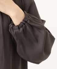 F1BAG52140 MK MICHEL KLEIN(小さいサイズ)(メゾン ドゥ サンク) 【小さいサイズ】[洗える]起毛サテンバンドカラーブラウス ダークグレー