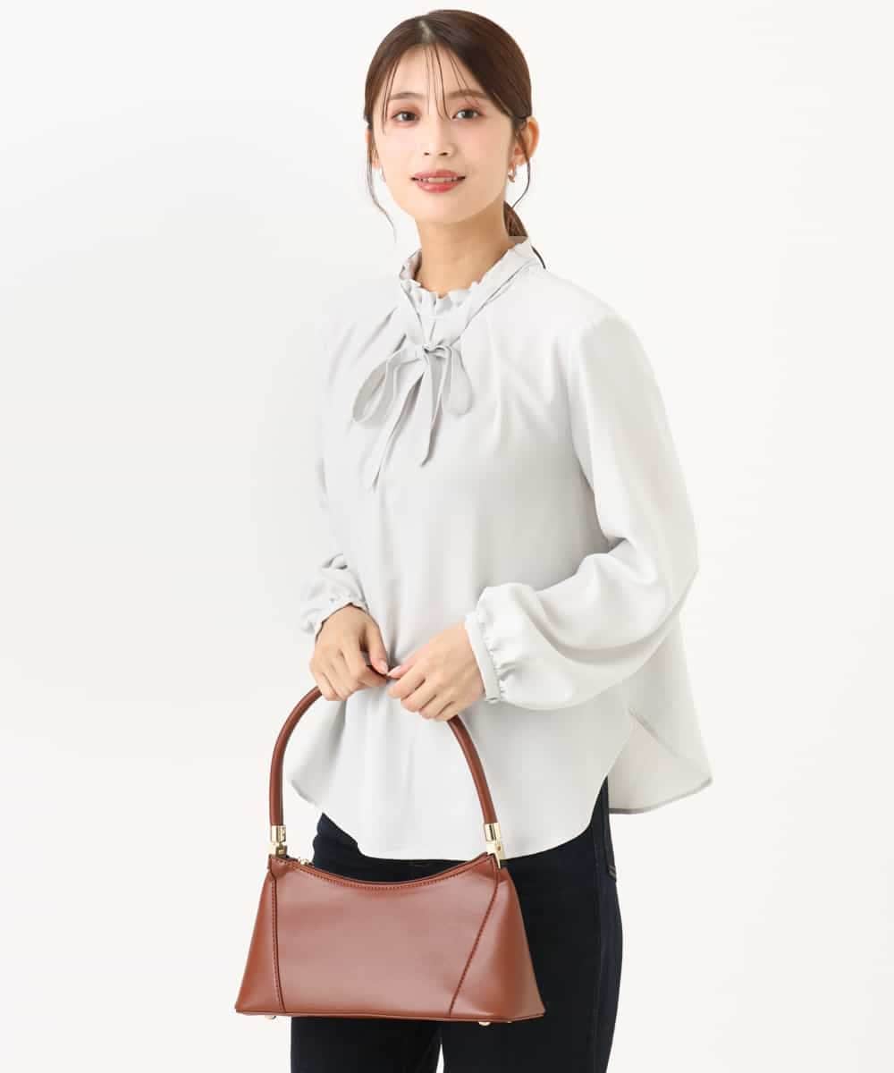 F1BAG53160 MK MICHEL KLEIN(小さいサイズ)(メゾン ドゥ サンク) 【小さいサイズ】[洗える]リボンタイ付きフリルネックブラウス ライトグレー
