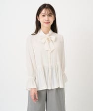 F1BBD57160 MK MICHEL KLEIN(小さいサイズ)(メゾン ドゥ サンク) 【小さいサイズ】パウダーサテン ボウタイブラウス/洗濯機で洗える アイボリー