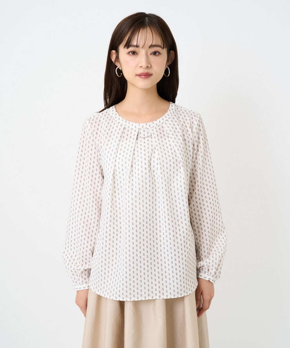 F1BBD58140 MK MICHEL KLEIN(小さいサイズ)(メゾン ドゥ サンク) 【小さいサイズ】ボウタイ風幾何柄ブラウス/洗濯機で洗える アイボリー