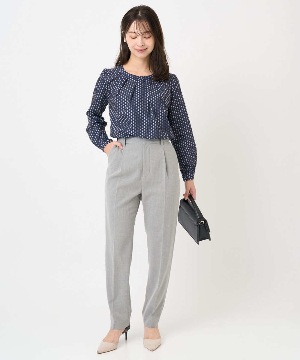 F1BBD58140 MK MICHEL KLEIN(小さいサイズ)(メゾン ドゥ サンク) 【小さいサイズ】ボウタイ風幾何柄ブラウス/洗濯機で洗える アイボリー