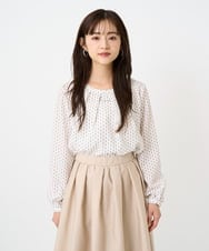 F1BBD58140 MK MICHEL KLEIN(小さいサイズ)(メゾン ドゥ サンク) 【小さいサイズ】ボウタイ風幾何柄ブラウス/洗濯機で洗える アイボリー