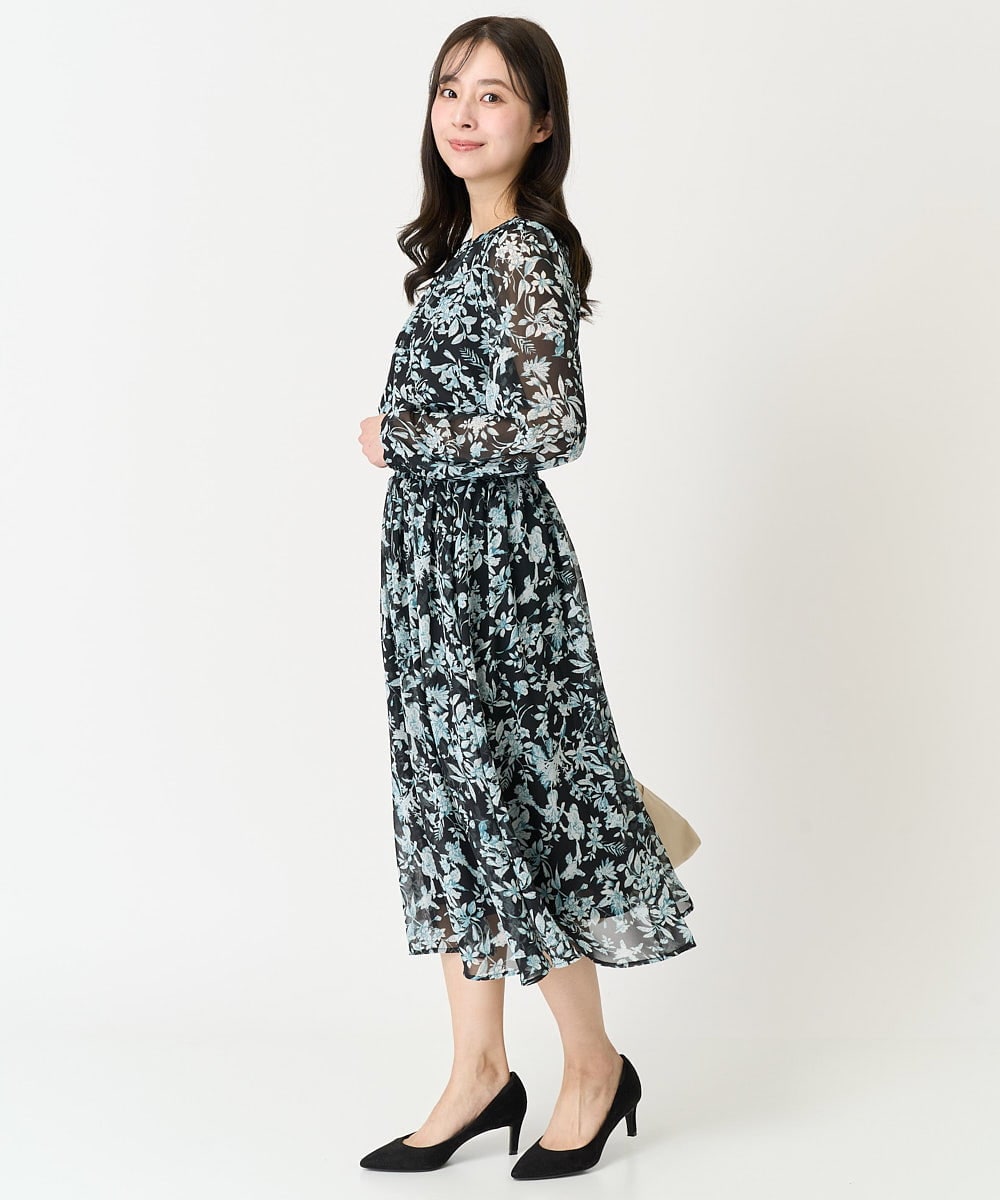F1BFA07140 MK MICHEL KLEIN(小さいサイズ)(メゾン ドゥ サンク) 【小さいサイズ】花柄シフォンブラウス/洗える アイボリー