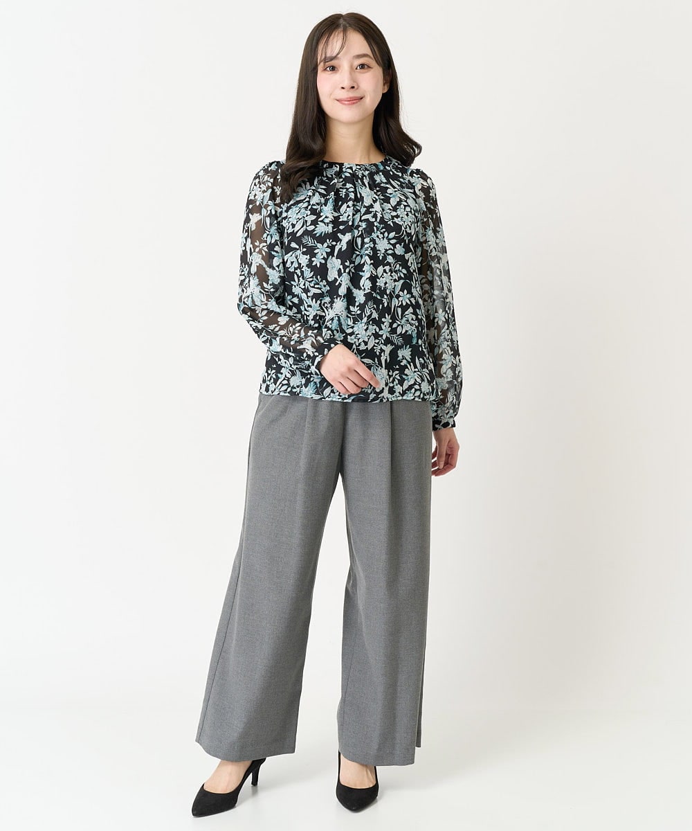 F1BFA07140 MK MICHEL KLEIN(小さいサイズ)(メゾン ドゥ サンク) 【小さいサイズ】花柄シフォンブラウス/洗える アイボリー