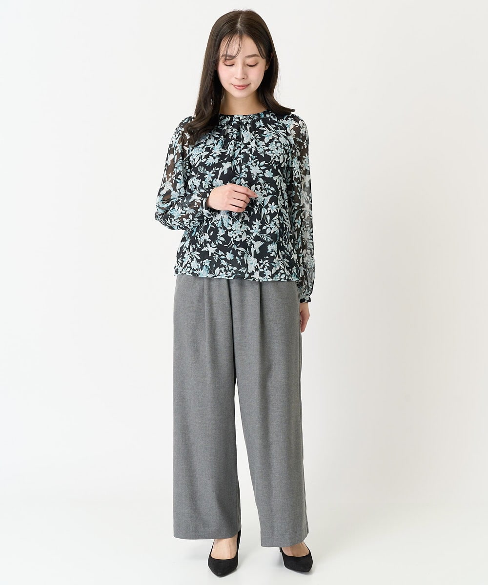 F1BFA07140 MK MICHEL KLEIN(小さいサイズ)(メゾン ドゥ サンク) 【小さいサイズ】花柄シフォンブラウス/洗える アイボリー