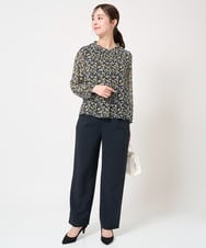 F1BFA09140 MK MICHEL KLEIN(小さいサイズ)(メゾン ドゥ サンク) 【小さいサイズ】ギャザーフリルネック花柄シフォンブラウス/洗える ライトブルー