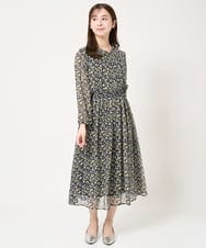 F1BFA09140 MK MICHEL KLEIN(小さいサイズ)(メゾン ドゥ サンク) 【小さいサイズ】ギャザーフリルネック花柄シフォンブラウス/洗える ライトブルー