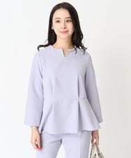 F1BFA10150 MK MICHEL KLEIN(小さいサイズ)(メゾン ドゥ サンク) 【小さいサイズ】パール調デザインブラウス/制菌加工/洗える グレイッシュブルー