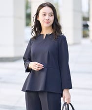 F1BFA10150 MK MICHEL KLEIN(小さいサイズ)(メゾン ドゥ サンク) 【小さいサイズ】パール調デザインブラウス/制菌加工/洗える ネイビー