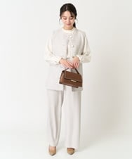 F1BFA12140 MK MICHEL KLEIN(小さいサイズ)(メゾン ドゥ サンク) 【小さいサイズ】フリルネックデザインサテンワッシャーブラウス/洗える グレージュ