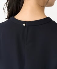 F1BFA24130 MK MICHEL KLEIN(小さいサイズ)(メゾン ドゥ サンク) 【小さいサイズ】タックフリルデザインスリーブブラウス/撥水加工/洗える/セットアップ対応 ネイビー