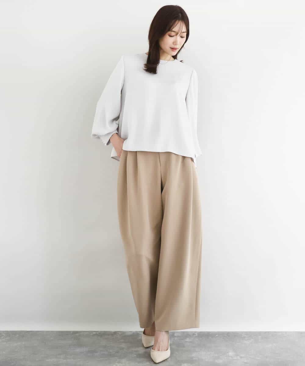 F1BFD14140 MK MICHEL KLEIN(小さいサイズ)(メゾン ドゥ サンク) 【小さいサイズ】ボリュームスリーブブラウス/撥水/防シワ/洗える ライトグレー