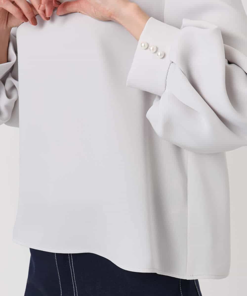 F1BFD14140 MK MICHEL KLEIN(小さいサイズ)(メゾン ドゥ サンク) 【小さいサイズ】ボリュームスリーブブラウス/撥水/防シワ/洗える ライトグレー