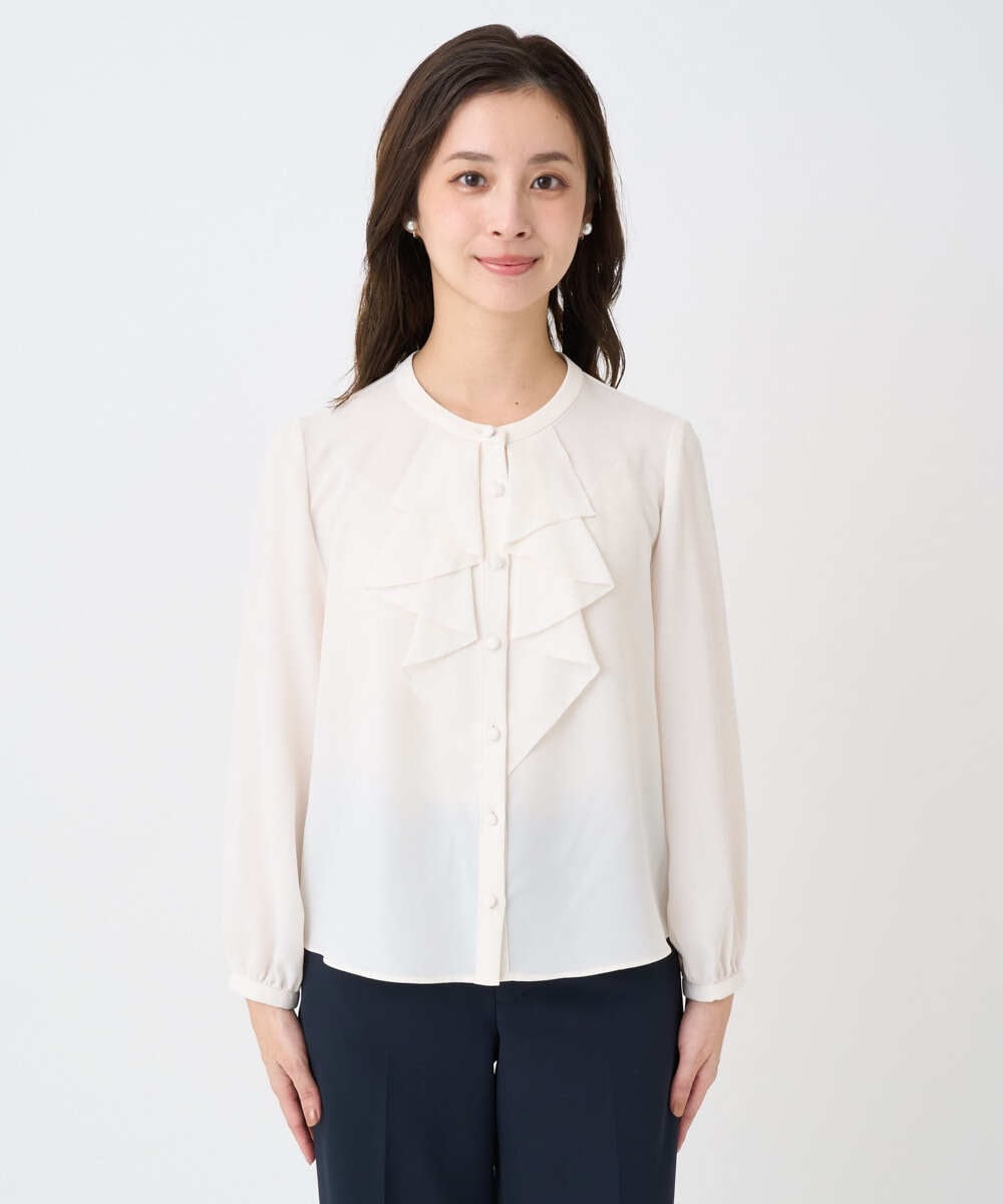 F1BFD68150 MK MICHEL KLEIN(小さいサイズ)(メゾン ドゥ サンク) 【小さいサイズ】ラッフルフリルブラウス/洗濯機で洗える アイボリー