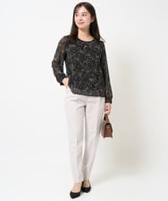 F1BGA02140 MK MICHEL KLEIN(小さいサイズ)(メゾン ドゥ サンク) 【小さいサイズ】ラインフラワーシフォンブラウス/洗える ブラック
