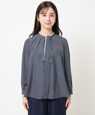 F1BGA34150 MK MICHEL KLEIN(小さいサイズ)(メゾン ドゥ サンク) 【小さいサイズ】ドット幾何柄ボウタイ付きブラウス/洗える アイボリー