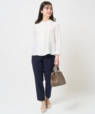 F1BGA35160 MK MICHEL KLEIN(小さいサイズ)(メゾン ドゥ サンク) 【小さいサイズ】ピンタックデザインジョーゼットブラウス/洗える ネイビー