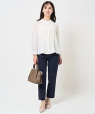 F1BGA35160 MK MICHEL KLEIN(小さいサイズ)(メゾン ドゥ サンク) 【小さいサイズ】ピンタックデザインジョーゼットブラウス/洗える ネイビー