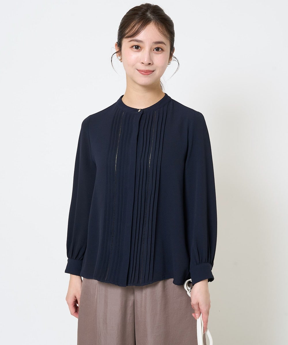 F1BGA35160 MK MICHEL KLEIN(小さいサイズ)(メゾン ドゥ サンク) 【小さいサイズ】ピンタックデザインジョーゼットブラウス/洗える ネイビー