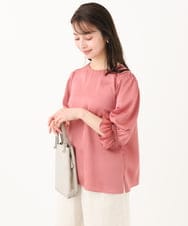 F1BGA43150 MK MICHEL KLEIN(小さいサイズ)(メゾン ドゥ サンク) 【小さいサイズ】ボリュームスリーブサテンブラウス/洗える ピンク