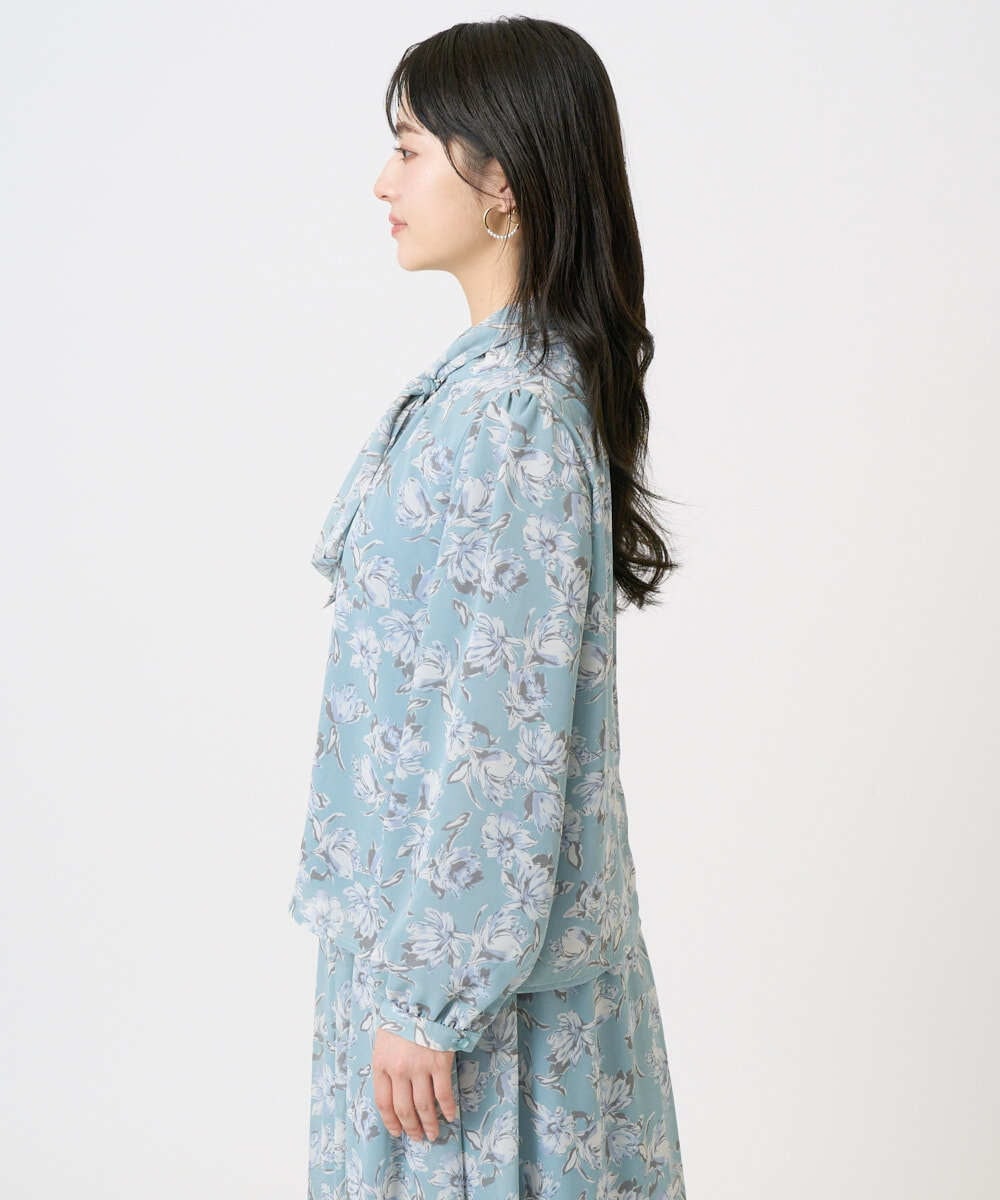 F1BGD01140 MK MICHEL KLEIN(小さいサイズ)(メゾン ドゥ サンク) 【小さいサイズ】ボウタイ付き花柄シフォンブラウス/洗濯機で洗える ミントブルー