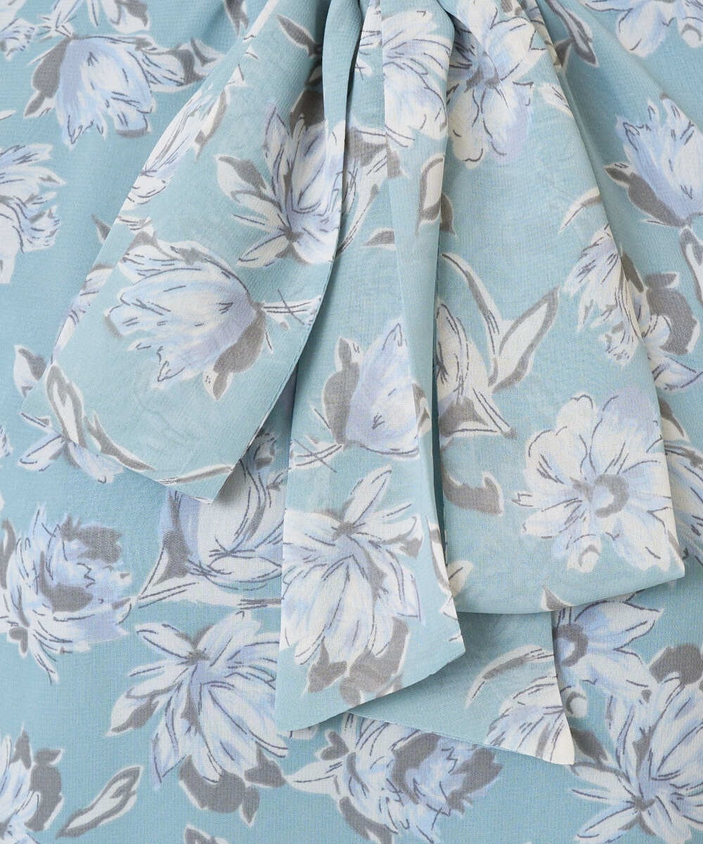 F1BGD01140 MK MICHEL KLEIN(小さいサイズ)(メゾン ドゥ サンク) 【小さいサイズ】ボウタイ付き花柄シフォンブラウス/洗濯機で洗える ミントブルー