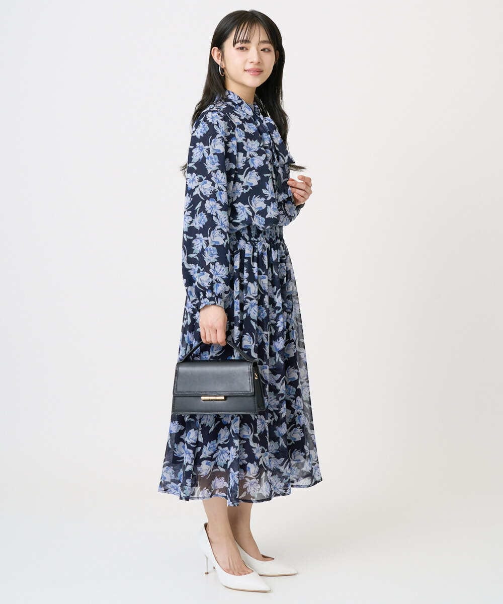 F1BGD01140 MK MICHEL KLEIN(小さいサイズ)(メゾン ドゥ サンク) 【小さいサイズ】ボウタイ付き花柄シフォンブラウス/洗濯機で洗える ミントブルー