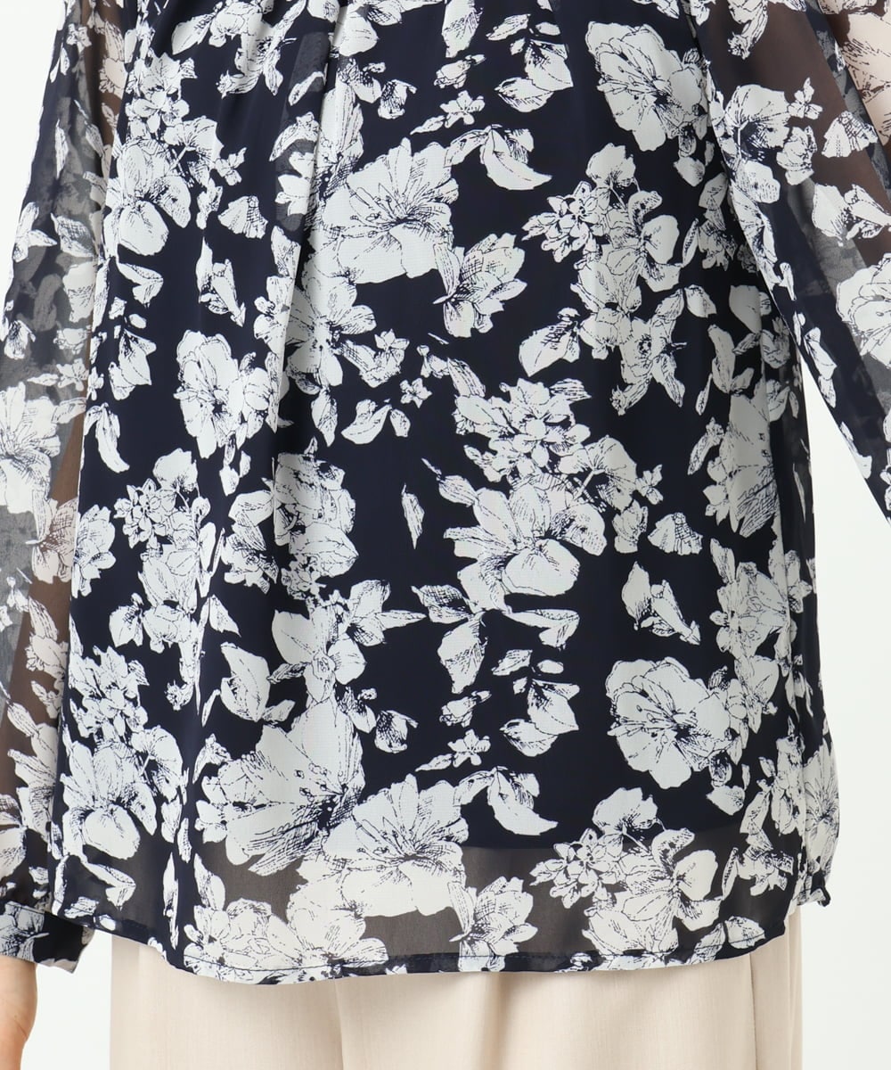 F1BGD03140 MK MICHEL KLEIN(小さいサイズ)(メゾン ドゥ サンク) 【小さいサイズ】花柄シフォンブラウス/洗濯機で洗える ネイビー