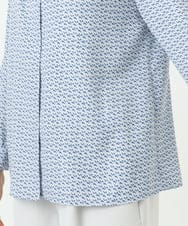 F1BGD21140 MK MICHEL KLEIN(小さいサイズ)(メゾン ドゥ サンク) 【小さいサイズ】幾何柄バンドカラーブラウス/洗濯機で洗える ライトブルー