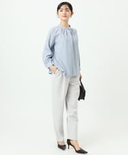 F1BGD21140 MK MICHEL KLEIN(小さいサイズ)(メゾン ドゥ サンク) 【小さいサイズ】幾何柄バンドカラーブラウス/洗濯機で洗える ライトブルー