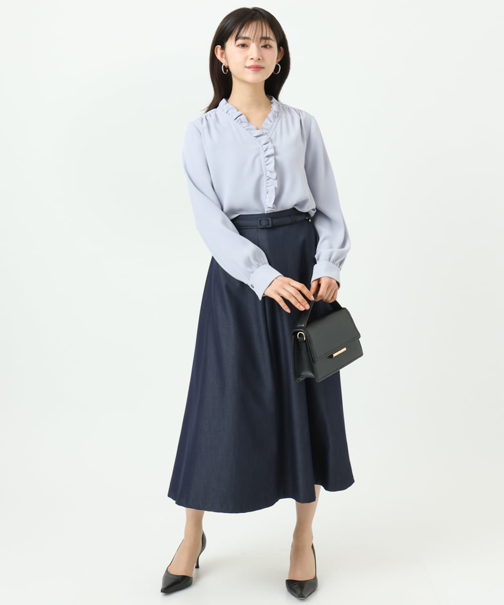 F1BGD32150 MK MICHEL KLEIN(小さいサイズ)(メゾン ドゥ サンク) 【小さいサイズ】Vネックミニフリルブラウス/洗濯機で洗える ライトブルー