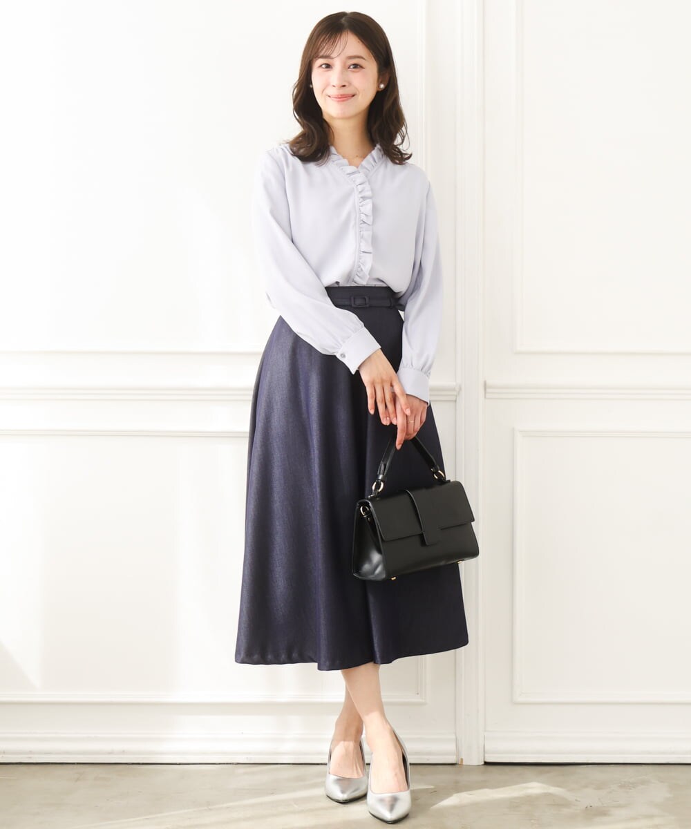 F1BGD32150 MK MICHEL KLEIN(小さいサイズ)(メゾン ドゥ サンク) 【小さいサイズ】Vネックミニフリルブラウス/洗濯機で洗える ライトブルー