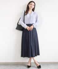 F1BGD32150 MK MICHEL KLEIN(小さいサイズ)(メゾン ドゥ サンク) 【小さいサイズ】Vネックミニフリルブラウス/洗濯機で洗える ライトブルー