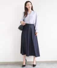 F1BGD32150 MK MICHEL KLEIN(小さいサイズ)(メゾン ドゥ サンク) 【小さいサイズ】Vネックミニフリルブラウス/洗濯機で洗える ライトブルー