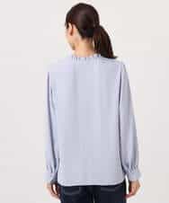 F1BGD32150 MK MICHEL KLEIN(小さいサイズ)(メゾン ドゥ サンク) 【小さいサイズ】Vネックミニフリルブラウス/洗濯機で洗える ライトブルー