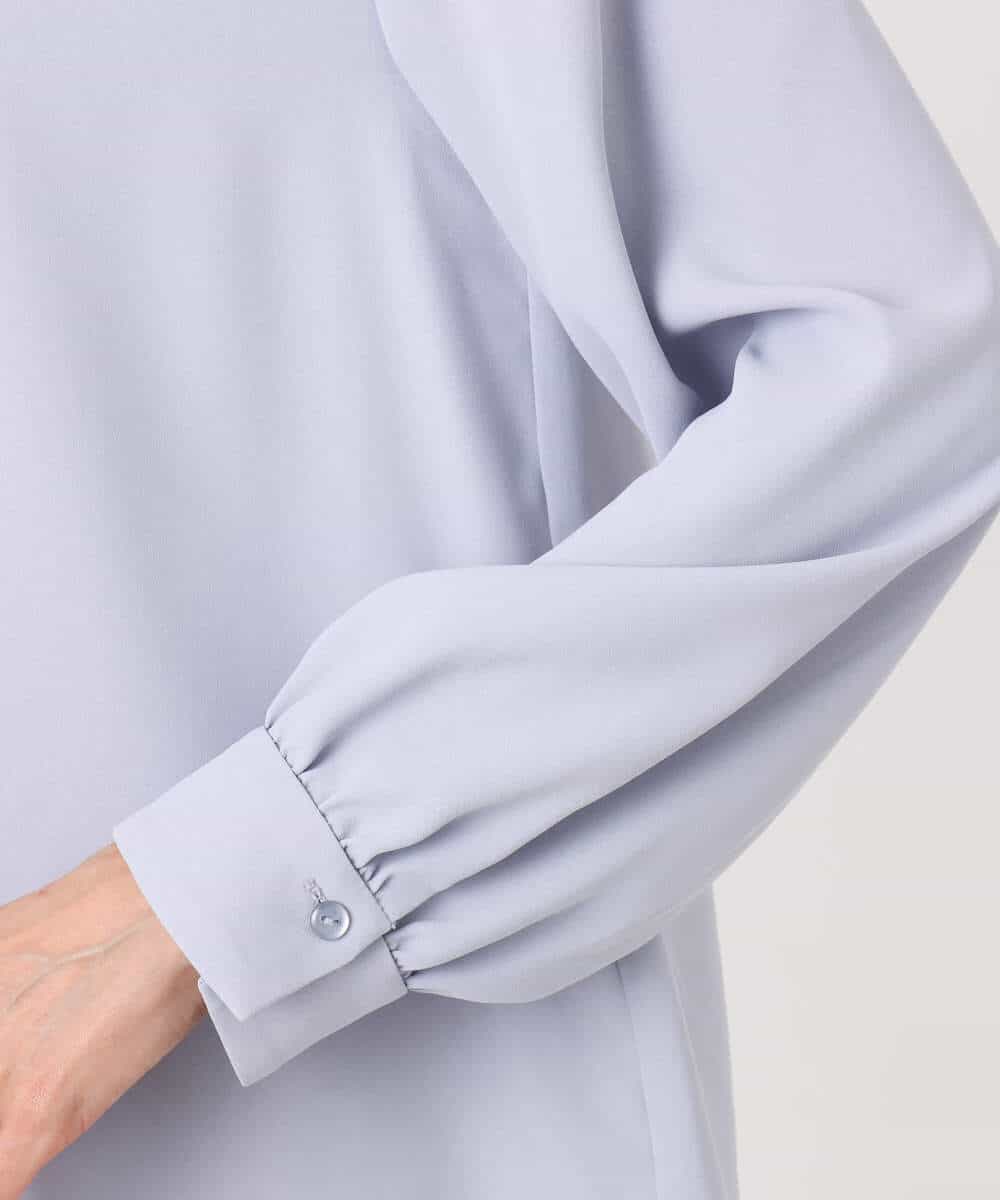 F1BGD32150 MK MICHEL KLEIN(小さいサイズ)(メゾン ドゥ サンク) 【小さいサイズ】Vネックミニフリルブラウス/洗濯機で洗える ライトブルー