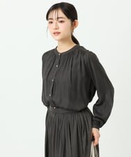 F1BGD35140 MK MICHEL KLEIN(小さいサイズ)(メゾン ドゥ サンク) 【小さいサイズ】バンドカラーサテンブラウス/接触冷感/UVカット/洗える ベージュ