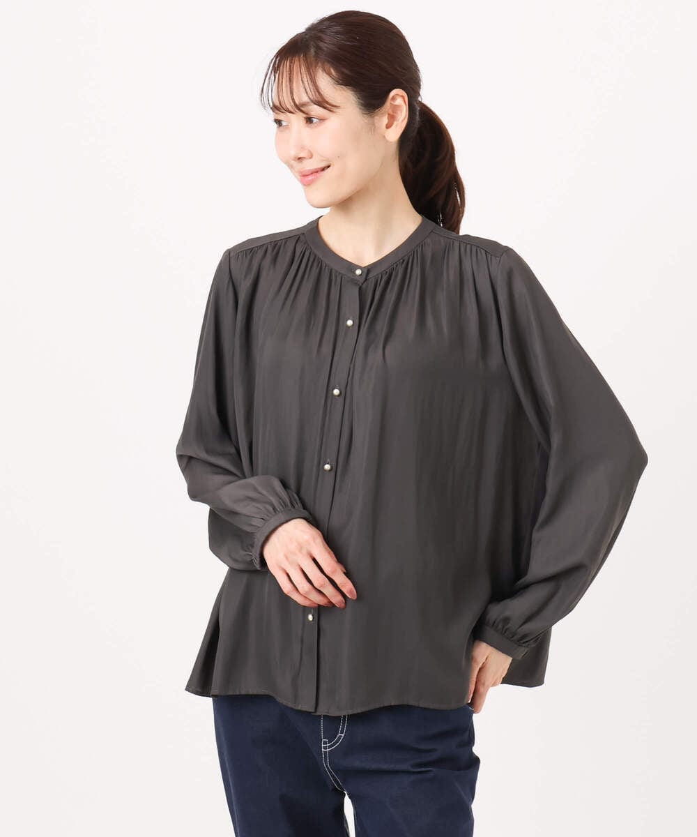 F1BGD35140 MK MICHEL KLEIN(小さいサイズ)(メゾン ドゥ サンク) 【小さいサイズ】バンドカラーサテンブラウス/接触冷感/UVカット/洗える ベージュ