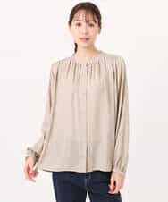 F1BGD35140 MK MICHEL KLEIN(小さいサイズ)(メゾン ドゥ サンク) 【小さいサイズ】バンドカラーサテンブラウス/接触冷感/UVカット/洗える ベージュ