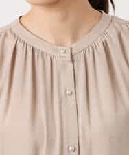 F1BGD35140 MK MICHEL KLEIN(小さいサイズ)(メゾン ドゥ サンク) 【小さいサイズ】バンドカラーサテンブラウス/接触冷感/UVカット/洗える ベージュ