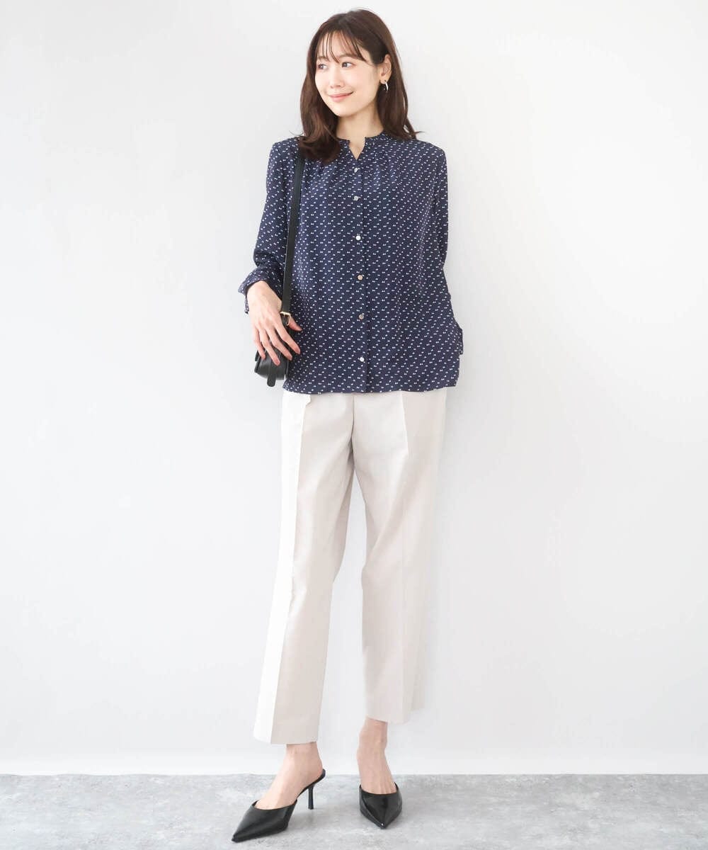 F1BGD39150 MK MICHEL KLEIN(小さいサイズ)(メゾン ドゥ サンク) 【小さいサイズ】ミニトライアングル幾何柄ブラウス/接触冷感/UVカット/洗濯機で洗える アイボリー